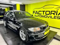 Usado BMW 120 Sport Line 184 CV (135 kW) 2011 Negro Utilitario