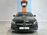 Usado Mercedes CLA180 Shooting Brake Urban 122 CV (89 kW) 2016 Negro Familiar
