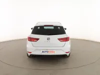 Usado Seat Leon XCELLENCE 150 CV (110 kW) 2018 Blanco Familiar