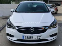 Usado Opel Astra Business 110 CV (80 kW) 2017 Blanco Berlina