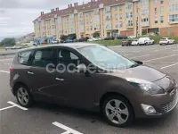 Usado Renault Scénic III Dynamique 130 CV (95 kW) 2011 Beige Monovolumen
