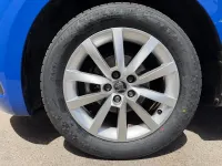 Usado Skoda Scala Active 95 CV (69 kW) 2022 Azul Utilitario
