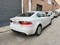 Usado Jaguar XE Pure 180 CV (132 kW) 2016 Blanco Berlina