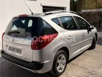 Usado Peugeot 207 Active 95 CV (69 kW) 2012 Gris / plata Familiar