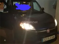 Usado Fiat Doblò Easy 95 CV (69 kW) 2018 Azul Monovolumen