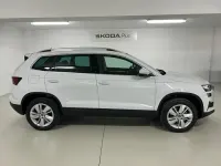 Nuevo Skoda Karoq Selection 116 CV (85 kW) 2025 Blanco SUV