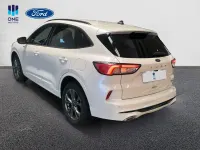 Usado Ford Kuga ST-Line X 190 CV (139 kW) 2023 Blanco SUV
