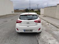 Usado Hyundai i30 Base 90 CV (66 kW) 2013 Blanco Berlina