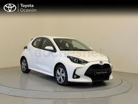 Usado Toyota Yaris Hybrid Active 116 CV (85 kW) 2024 Blanco Berlina
