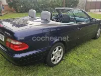 Usado Mercedes CLK230 Avantgarde 193 CV (141 kW) 2000 Azul Descapotable