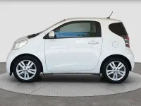 Usado Toyota iQ 99 CV (72 kW) 2012 Blanco Utilitario