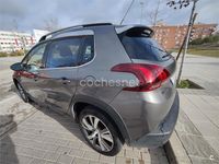 Usado Peugeot 2008 Active 100 CV (73 kW) 2016 Gris / plata SUV
