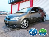 Usado Toyota Corolla Sol 110 CV (80 kW) 2004 Gris / plata Berlina