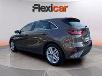 Usado Kia Ceed 100 CV (73 kW) 2020 Marrón Utilitario