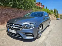 Usado Mercedes E220 194 CV (142 kW) 2019 Gris / plata Familiar