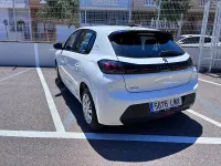 Usado Peugeot 208 Active 100 CV (73 kW) 2022 Blanco Utilitario
