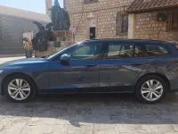 Usado Volvo V60 Momentum 150 CV (110 kW) 2019 Azul Familiar