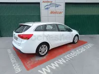 Usado Kia Ceed Sportswagon 128 CV (94 kW) 2015 Blanco Familiar
