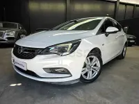 Używany Opel Astra Dynamic 110 KM (80 kW) 2019 Biały Sedan/Limuzyna