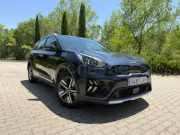 Usado Kia Niro 141 CV (103 kW) 2022 Azul SUV