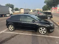 Usado Ford Focus 115 CV (84 kW) 2006 Negro Berlina