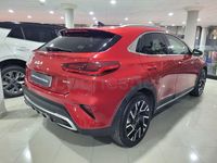 Usado Kia XCeed 141 CV (103 kW) 2025 Granate SUV