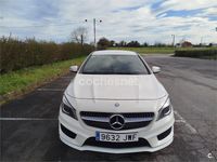 Usado Mercedes CLA220 Shooting Brake AMG line 177 CV (130 kW) 2015 Blanco Familiar