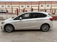 Usado BMW 225 Active Tourer iPerformance 224 CV (164 kW) 2019 Blanco Monovolumen