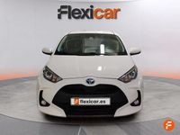 Usado Toyota Yaris Hybrid Business Edition 116 CV (85 kW) 2022 Blanco Berlina