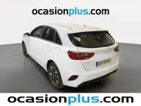 Usado Kia Ceed 101 CV (74 kW) 2025 Blanco Utilitario