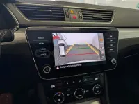 Usado Skoda Superb Ambition 150 CV (110 kW) 2023 Gris / plata Familiar