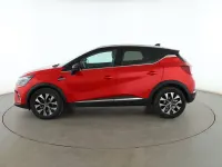 Usado Renault Captur Techno 140 CV (102 kW) 2024 Rojo SUV