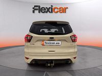 Usado Ford Kuga ST-Line 182 CV (133 kW) 2018 Blanco SUV
