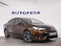 Usado Toyota Avensis Executive 143 CV (105 kW) 2015 Marron Berlina