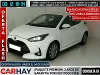 Usado Toyota Yaris Hybrid Active 116 CV (85 kW) 2022 Blanco Berlina