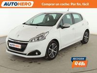 Usado Peugeot 208 Allure 110 CV (80 kW) 2017 Blanco Utilitario