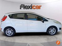 Usado Ford Fiesta Trend 95 CV (69 kW) 2017 Blanco Utilitario