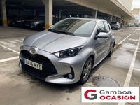 Usado Toyota Yaris Hybrid Active 116 CV (85 kW) 2025 Gris