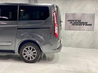 Usado Ford Tourneo Titanium X 150 CV (110 kW) 2023 Gris / plata Monovolumen