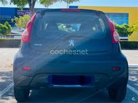 Usado Peugeot 107 68 CV (50 kW) 2006 Negro Utilitario