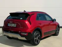 Usado Kia e-Niro 134 kW (183 CV) 2022 Rojo SUV