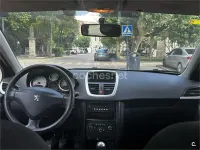 Usado Peugeot 207 70 CV (51 kW) 2010 Gris / plata Berlina