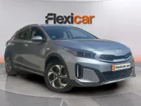 Usado Kia XCeed 120 CV (88 kW) 2023 Gris SUV