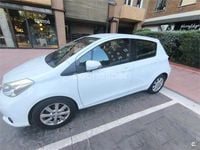 Usado Toyota Yaris Active 69 CV (50 kW) 2012 Blanco Utilitario