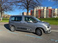 Usado Citroën Berlingo Feel 110 CV (80 kW) 2019 Gris / plata Monovolumen