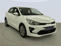 Usado Kia Rio 120 CV (88 kW) 2021 Blanco