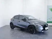 Usado Mazda 2 Homura-Line 90 CV (66 kW) 2023 Gris / plata Utilitario