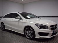Usado Mercedes CLA200 Shooting Brake AMG line 136 CV (100 kW) 2015 Blanco Familiar