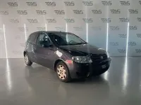Usado Fiat Punto 90 CV (66 kW) 2004 Gris Utilitario