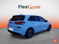 Usado Hyundai i30 GO! 95 CV (69 kW) 2018 Blanco Berlina